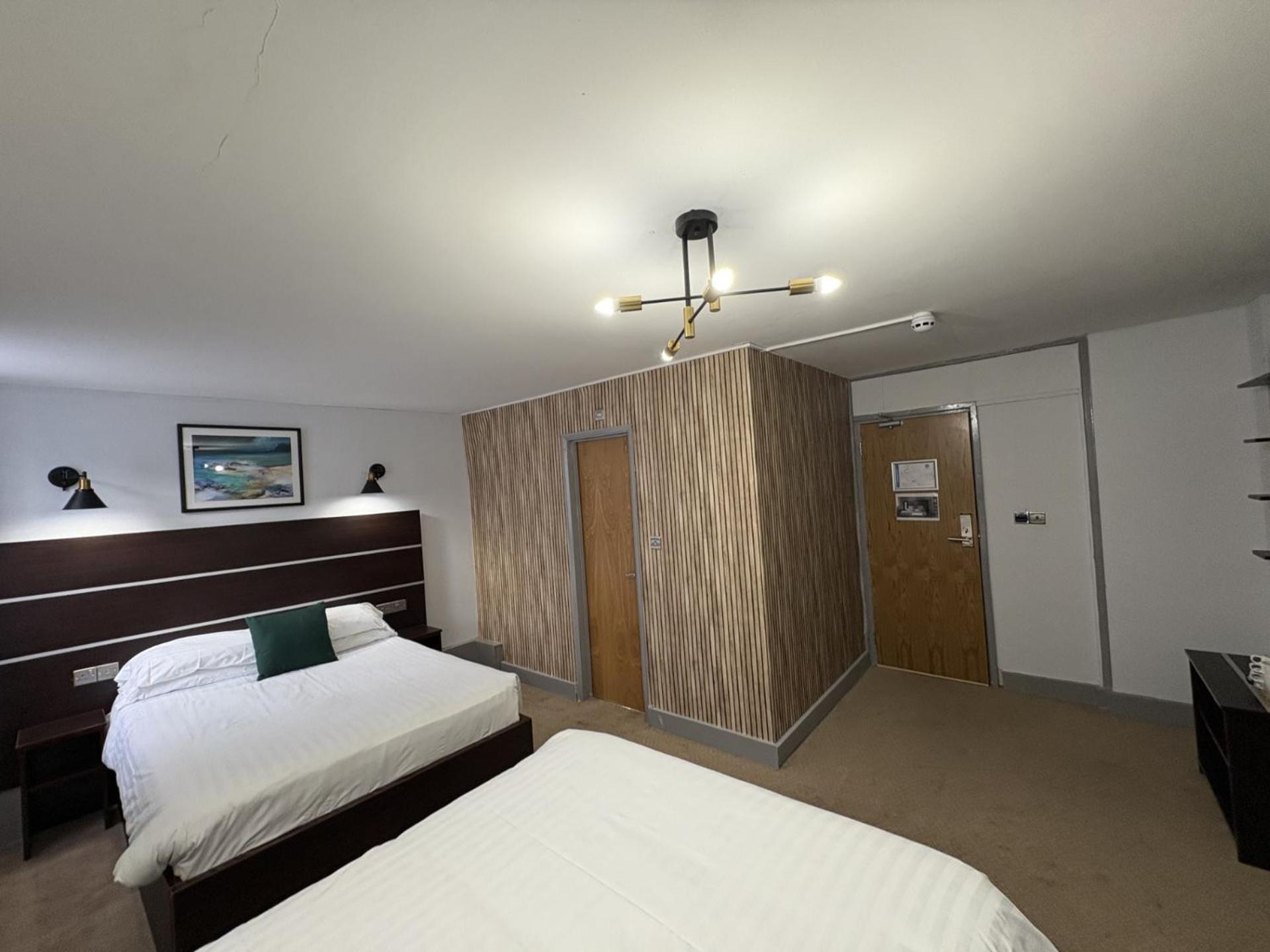 Best Western Ebbw Vale Exteriör bild