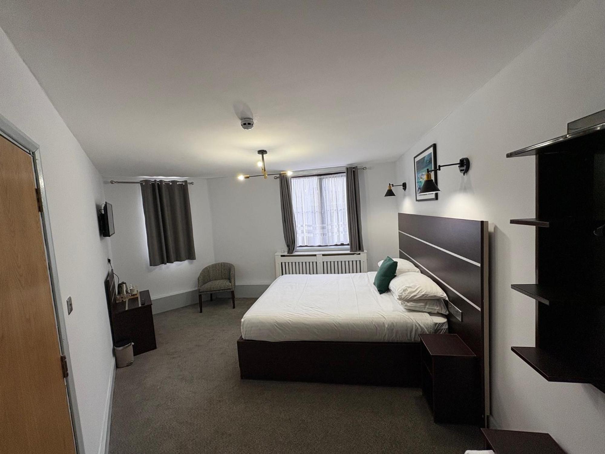 Best Western Ebbw Vale Exteriör bild