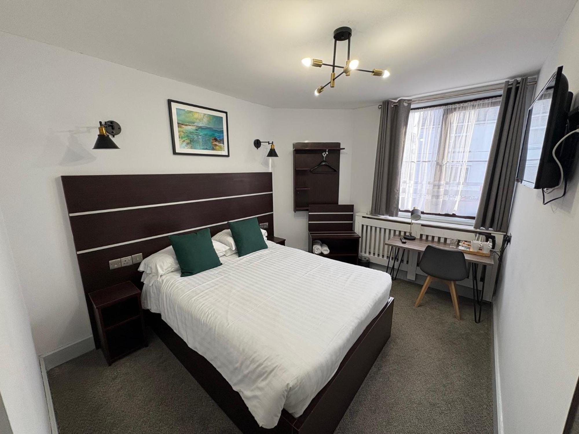 Best Western Ebbw Vale Exteriör bild