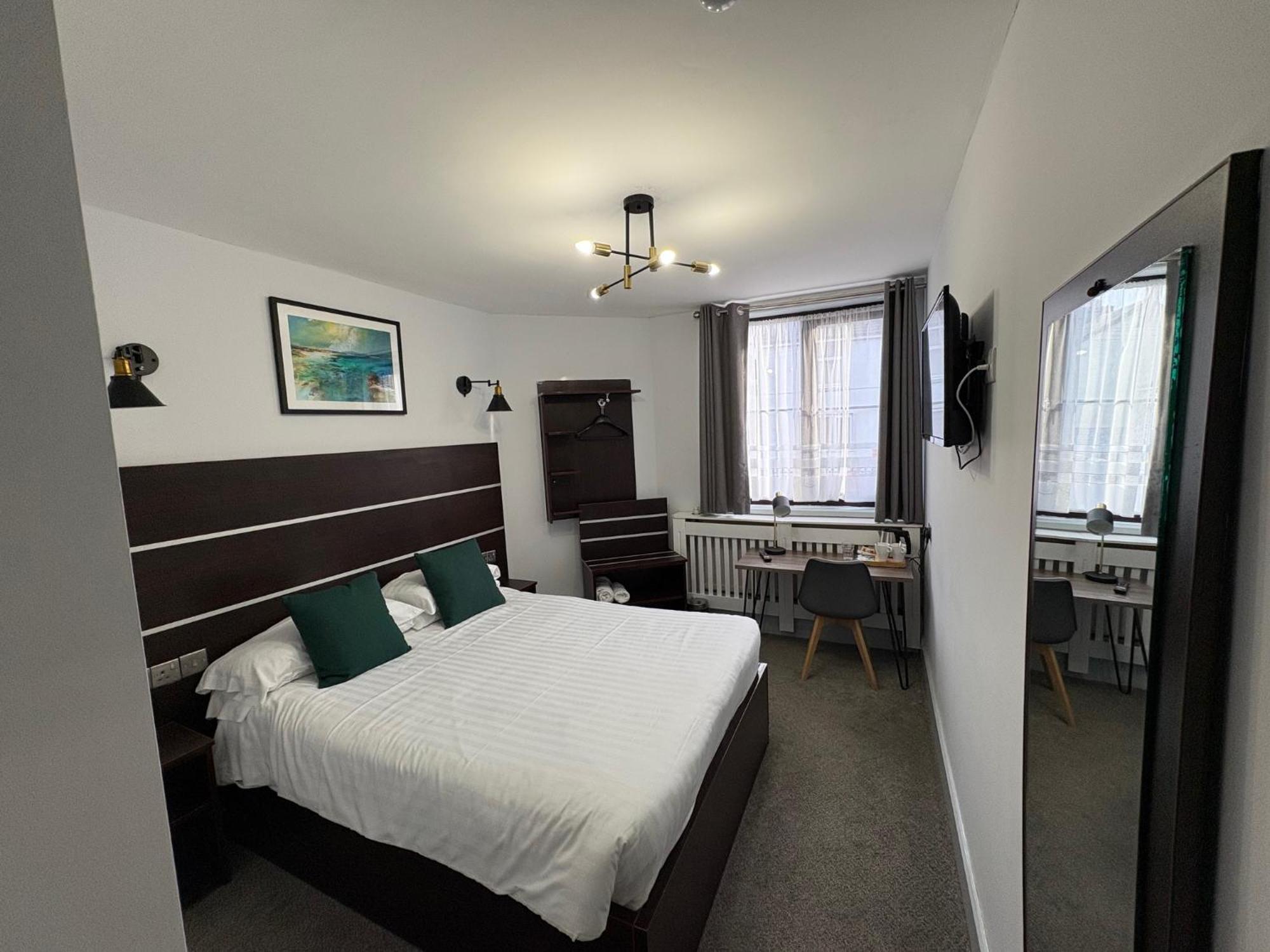 Best Western Ebbw Vale Exteriör bild